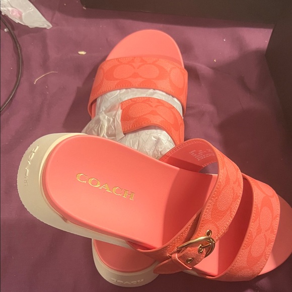 Coach Women's Pink Slide Sandals - Picture 7 of 10